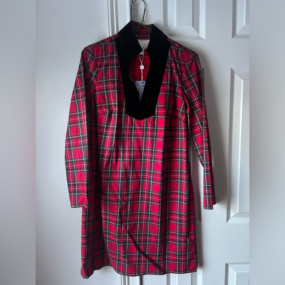 NWT Sail to Sable Tartan Dress - size small, festive and flattering!